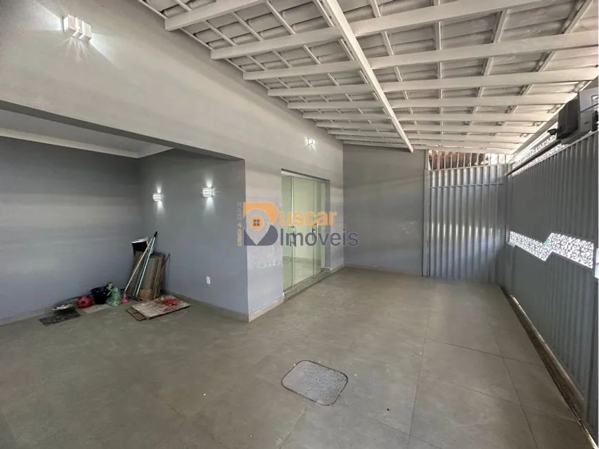 Casa à venda com 3 quartos, 2 suítes no Riacho Findo I – Brasília – DF.