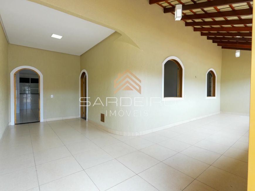 Casa térrea 3 quartos QNH Taguatinga Norte