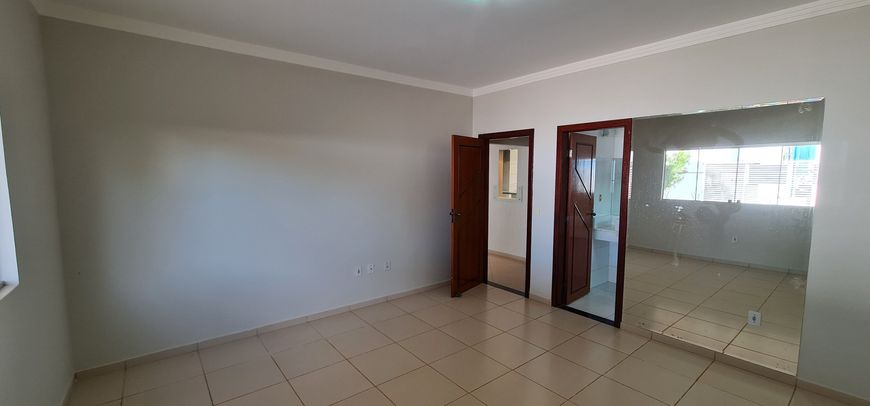 Casa em condomínio para venda em lote 400m2 na laje c/3 quartos sendo 2 suítes rua 12 Vicente pires