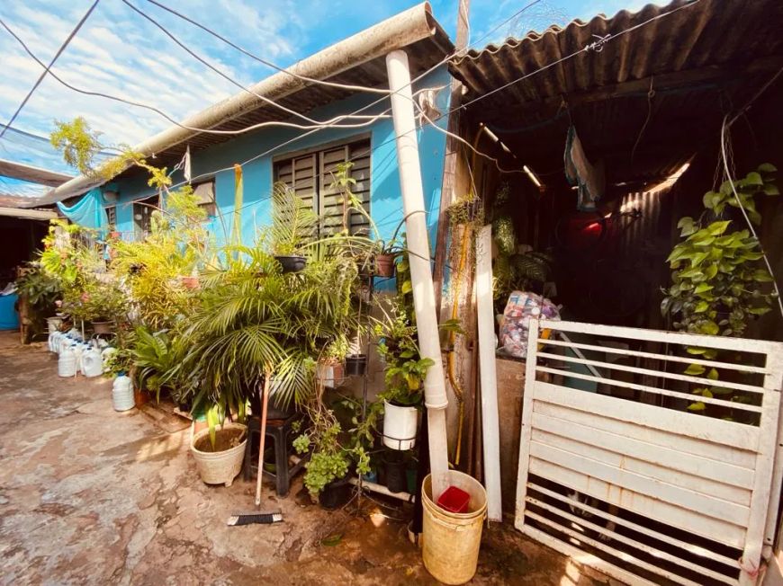 Lote na QR 216 | Desocupado e (ESCRITURADO) com 03 Barracos | 150m² | Santa Maria