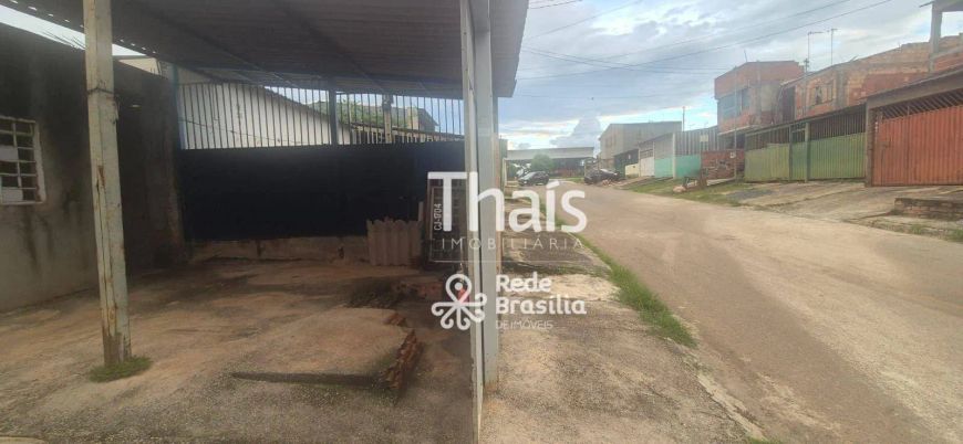 Quadra 511 I Casa com 3 quartos - 2 Vagas - Recanto das Emaspor R$ 180.000 - Recanto das Emas - Reca