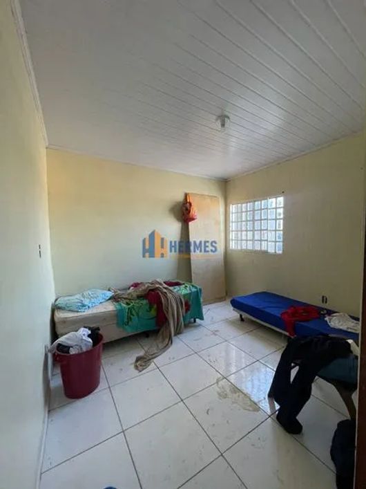 Vende-se Sobrado com 5 unidades 403 Recanto das Emas, Brasília