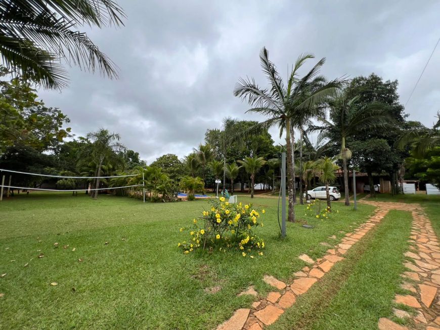 Chácara Incra 7 com Área de Lazer e Pomar