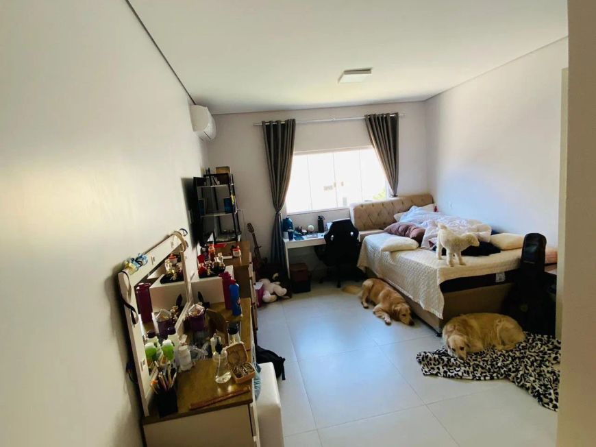 Vende casa com 3 suítes no Condomínio Sol Nascente DF 425