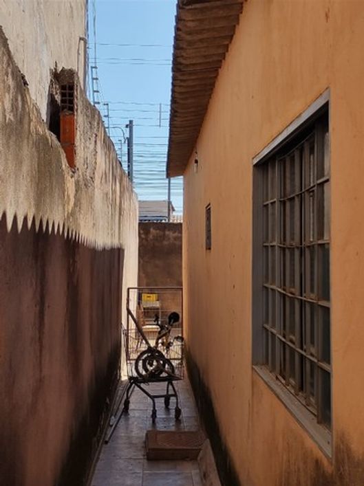 Excelente Casa com Lote de 250m² no Arapoanga- Atras do Ultra Box