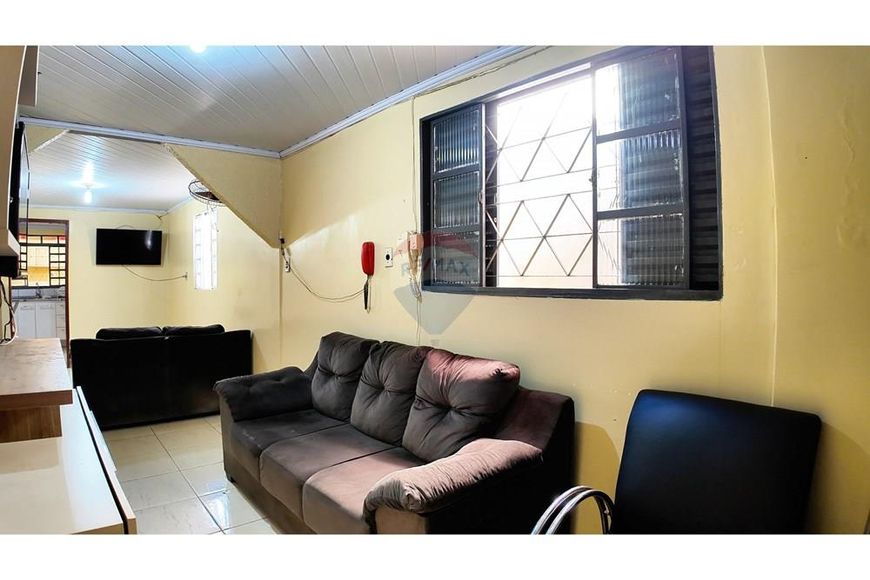 Casa com 3 quartos sendo 1 suíte - QNL 30 - Anexo comercial