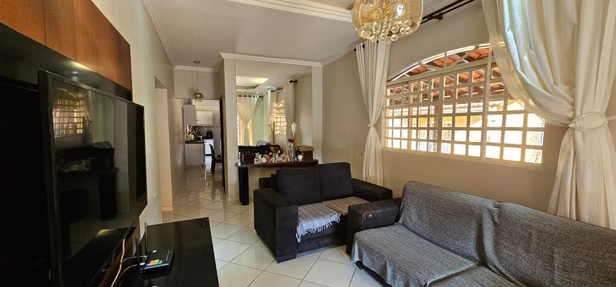 CASA LOTE 710 METROS RUA 10