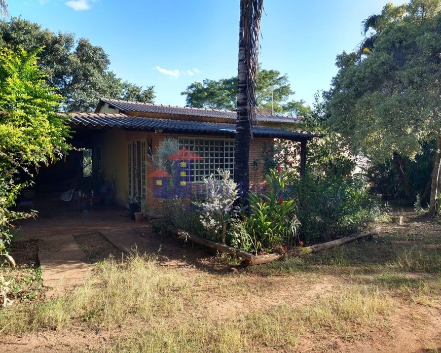 MARAVILHOSA CHÁCARA, ÀS MARGENS DO RIO SÃO BARTOLOMEU!
