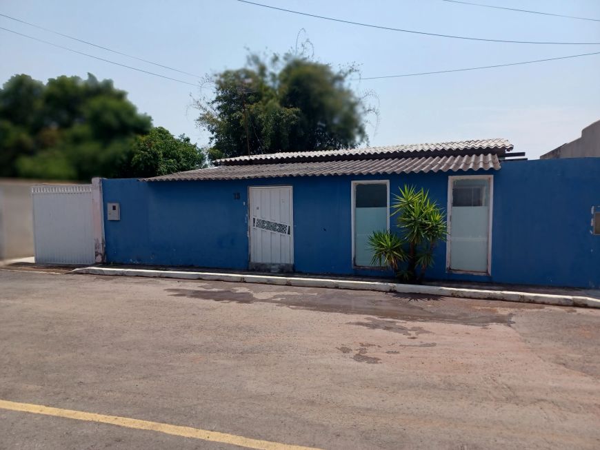 Ótima casa com 3 qts a venda com 1 suite lote de 900m² cond fechado chácara 15A conj 5 Árniqueira