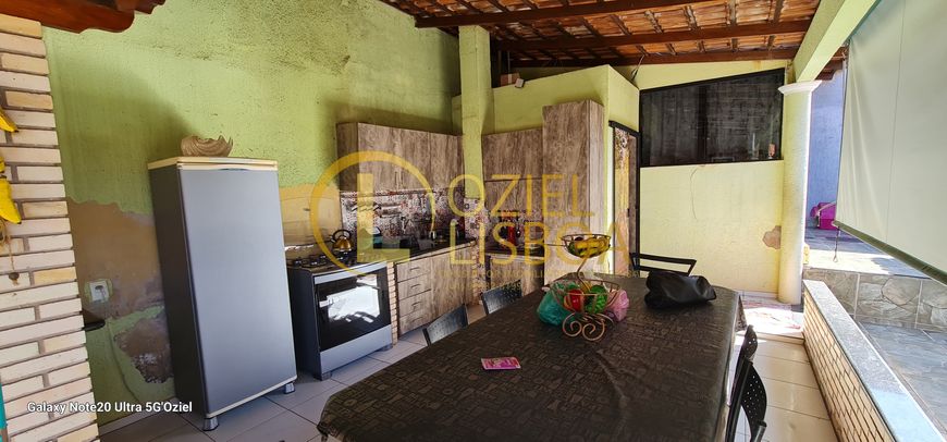CASA FEITA NA MADEIRA 2 QUARTOS CHURRASQUEIRA LOTE 450m² NASCENTE CONDOMÍNIO RUA 04 VICENTE PIRES