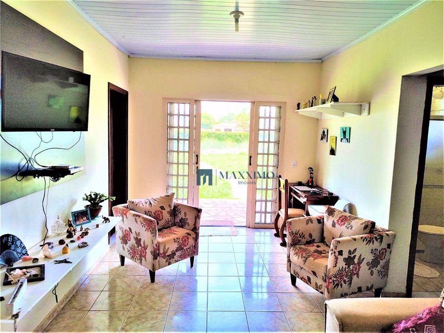Condomínio Mansões Flamboyant, Casa Linear, 2 qts 1 suíte, 120mt área útil e Terreno de 800m² - Jard