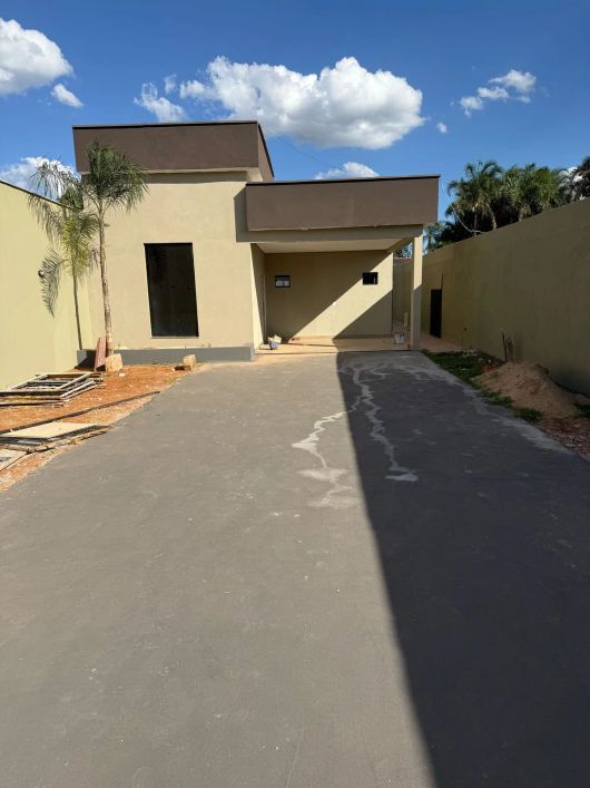 Casa ponte alta norte, 3 quartos, piscina aquecida, churrasqueira, lote 400m²