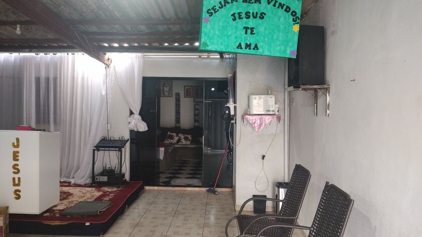 Casa para venda tem 312 metros quadrados quadra 02, setor sul próximo ao senai