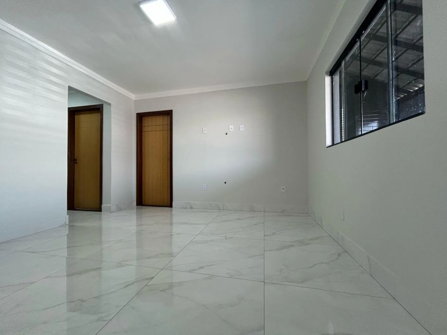 QNP 16 - CASA RECÉM-REFORMADA