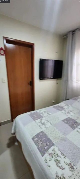 QN 412 VENDO APARTAMENTO DE 3 QUARTOS