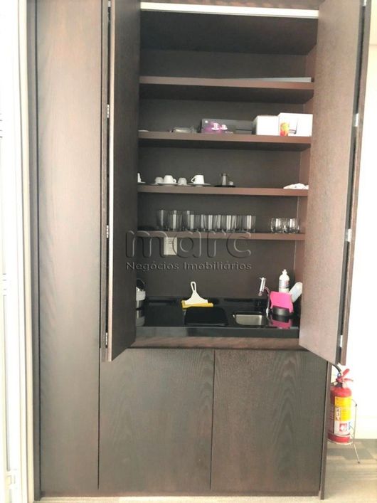 Aclimação Sala-andar duplex de 100m² com ar-condicionado e semi mobiliada