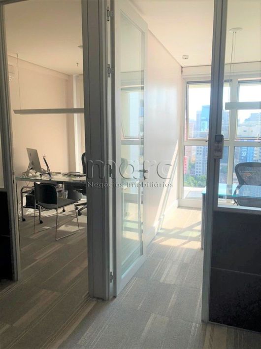 Aclimação Sala-andar duplex de 100m² com ar-condicionado e semi mobiliada