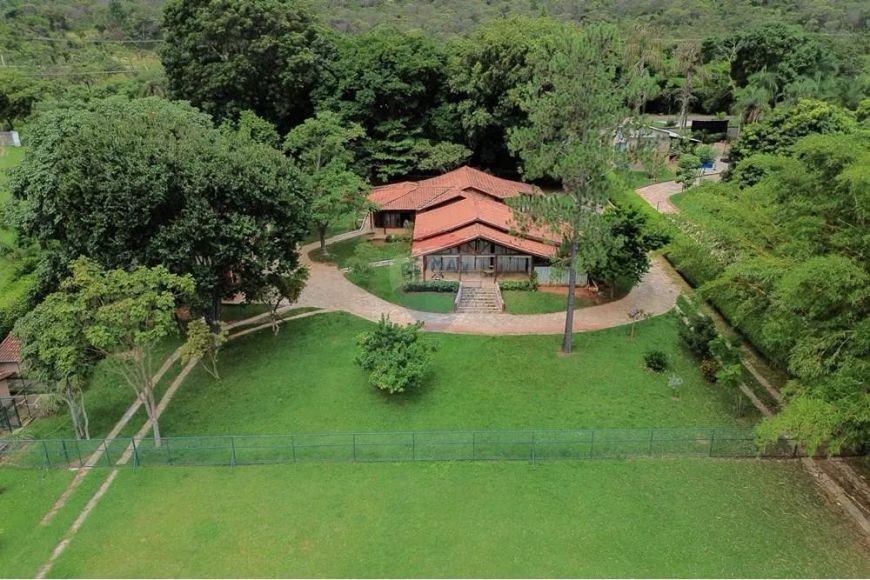 Casa beira Lago Norte 5.375 m² Setor de Mansões do Lago Norte