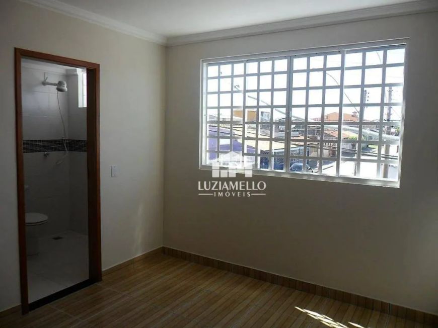 EQNM 4/6 PRÉDIO COM LOJA E 2 APTOS, EXCELENTE INVESTIMENTO!