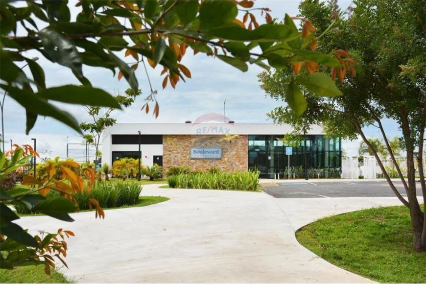 Terreno de 500 m² para venda no condomínio Boulevard Querência