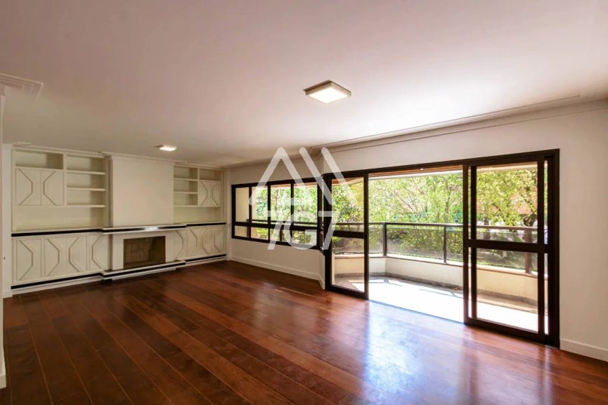 APARTAMENTO À VENDA NO ITAIM BIBI