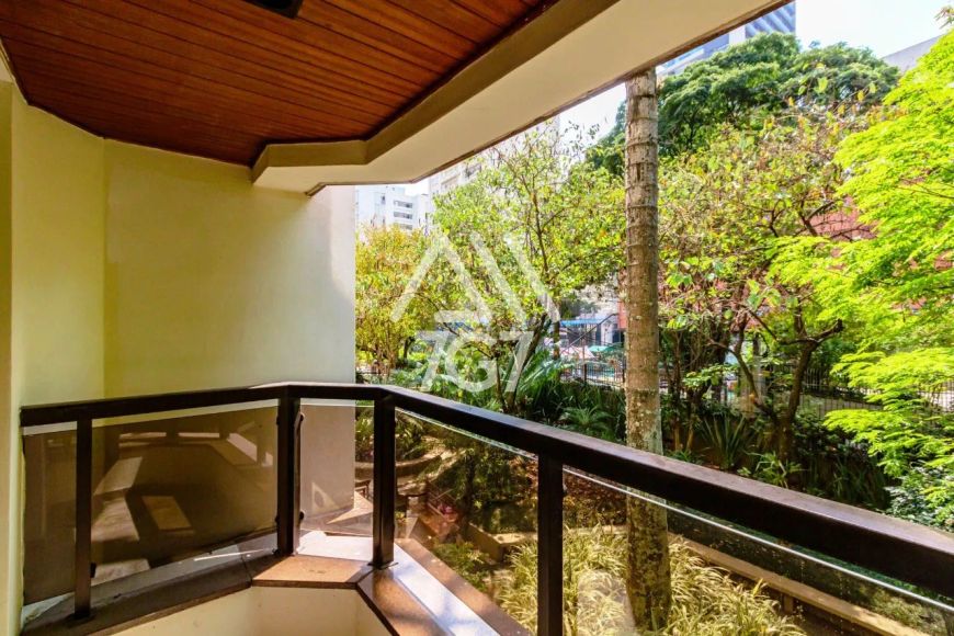 APARTAMENTO À VENDA NO ITAIM BIBI
