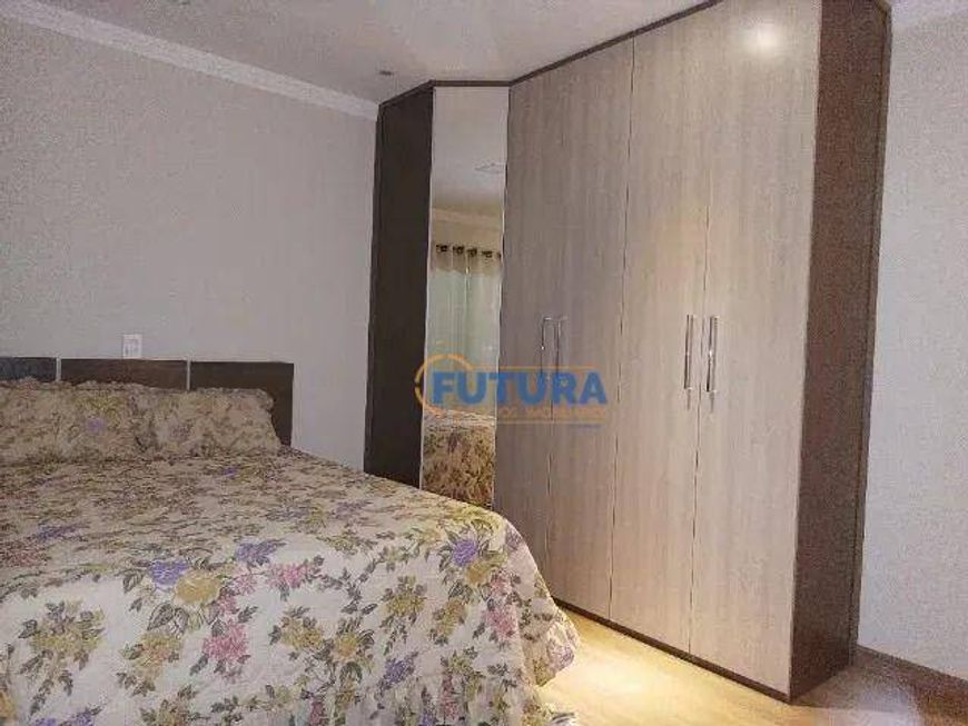 Casa com 5 Quartos no Cond. Rk Sobradinho.