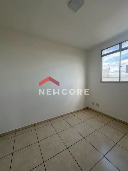 Apartamento em Rua Clemente Anibal Branco - Distrito Industrial Doutor Hélio Pentagna Guimarães - Co
