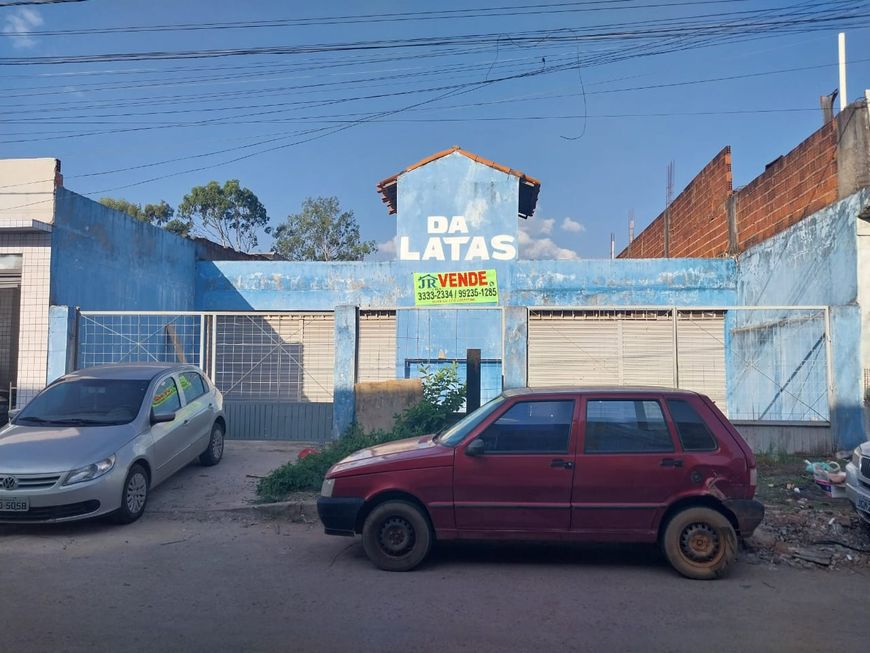 Vende-se construção na ADE 402 Recanto das Emas- Brasília - DF