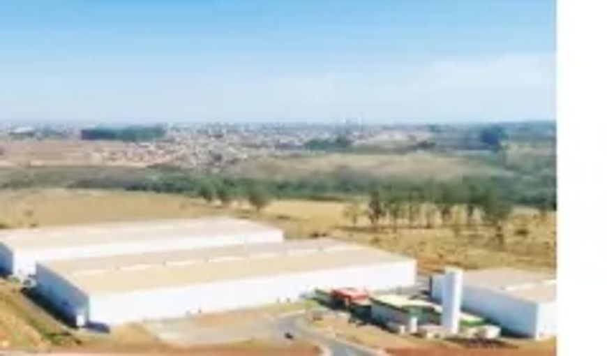 Galpão para aluguel tem 1.877 metros quadrados em Santa Maria - Brasília - DF