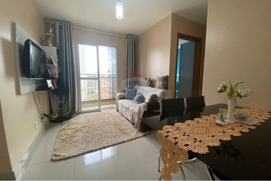 Apartamento 2 Quartos com Varanda em QN 321 Samambaia