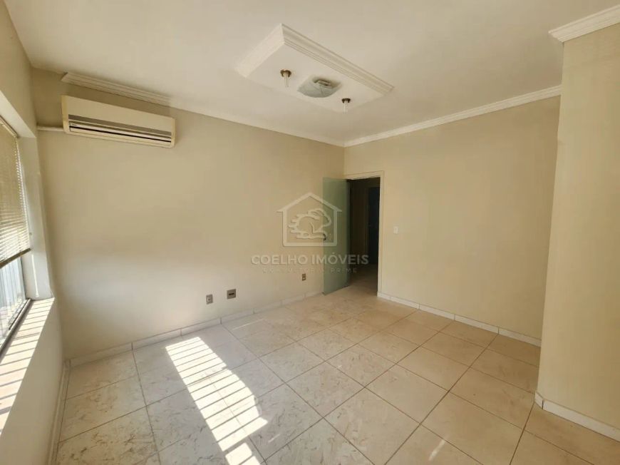 CNA 01 TAGUATINGA APARTAMENTO COM 05 QUARTOS E COM ÓTIMO ESPAÇO