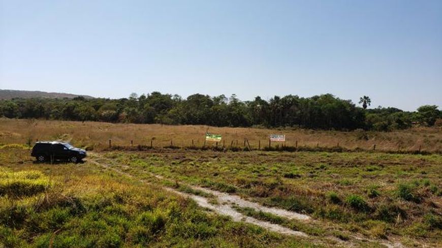 Chácara 4 hectares brazlandia Beira do asfalto 35km taguatinga plana