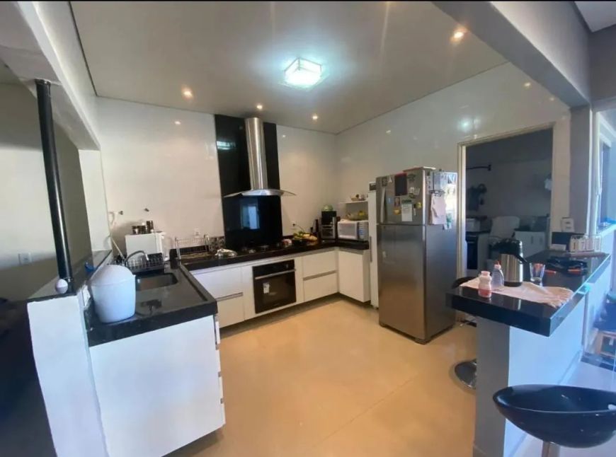 Vende casa com 2 quartos no Condomínio RK Brasília - DF
