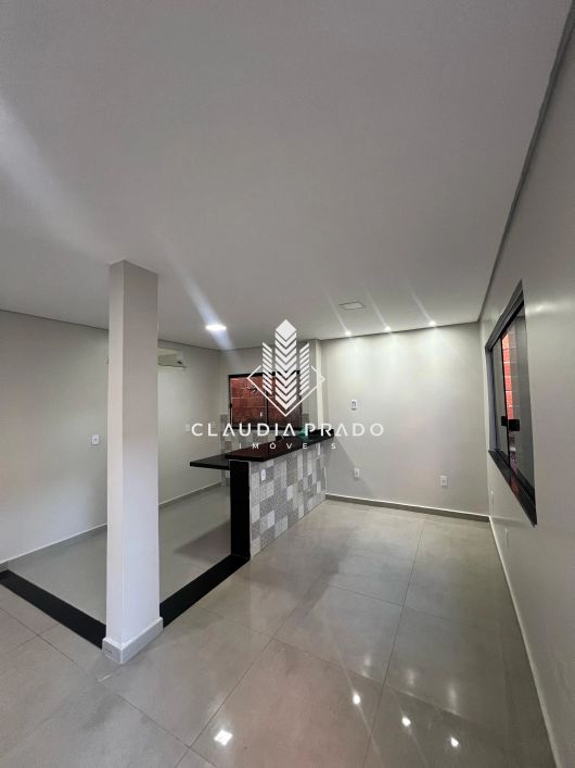 LINDA CASA SUCUPIRA