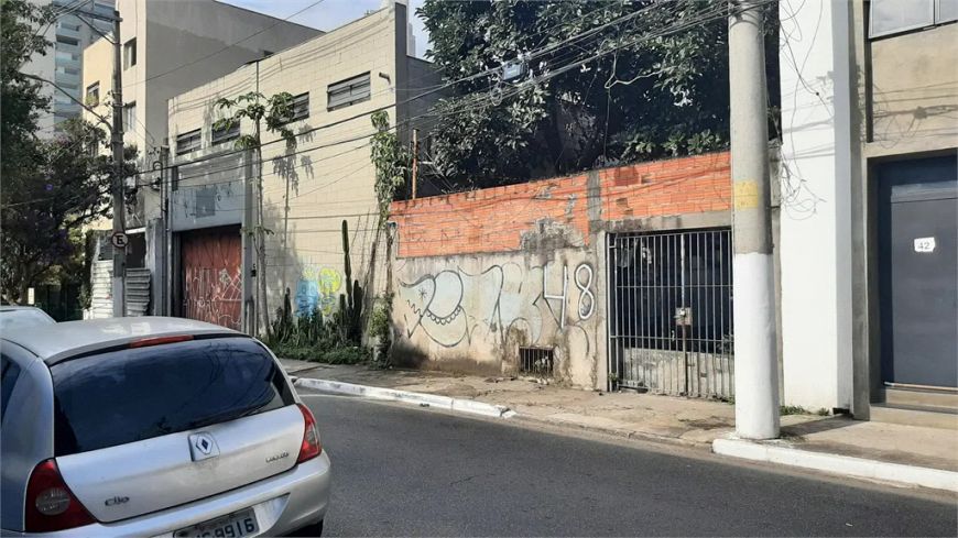 Terreno à venda em Vila Nova Conceição - SP