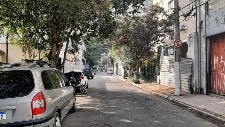 Terreno à venda em Vila Nova Conceição - SP