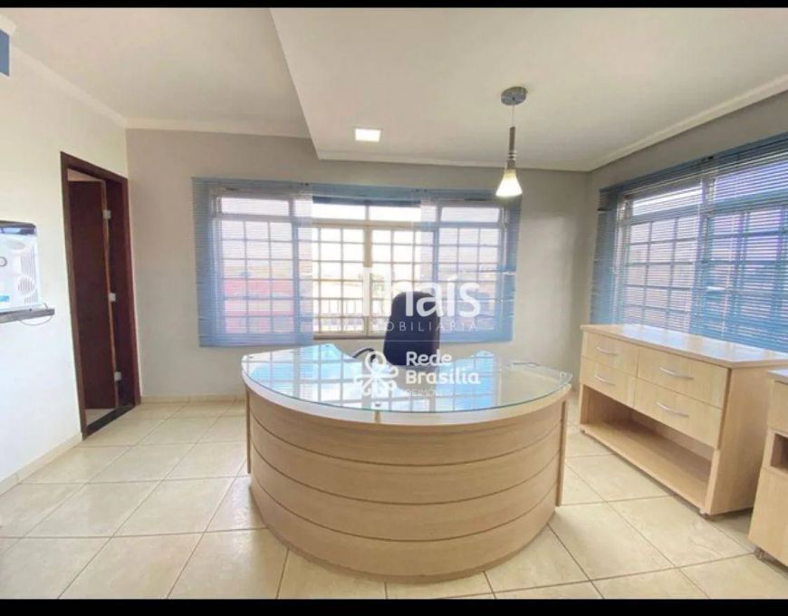 SALA COMERCIAL -MOBILIADA 73M²