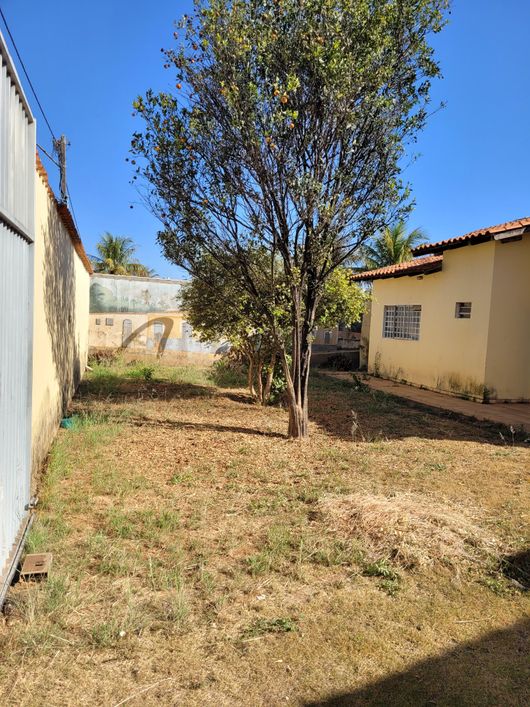 Casa Lt. 800m2 já cadast. Novacap