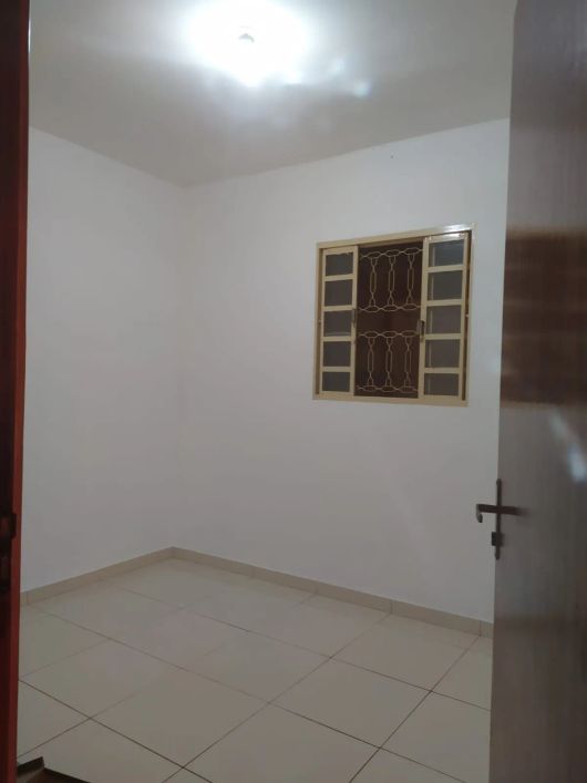 Sol Nascente Vendo casa atrás da feira do produtor trecho 1