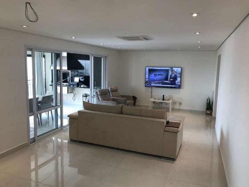 Apartamento 3 suítes, 2 vagas, 160m², cond. Domínio Marajoara!"