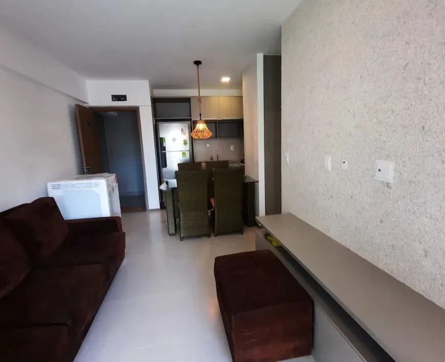 Quarto/sala, mobiliado e decorado, novo, Primeira Locação - Itaigara!