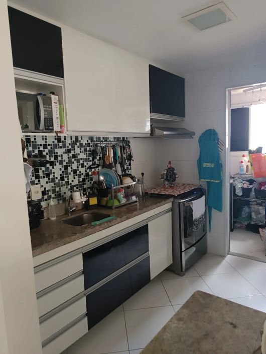 Colina de Piatã OPORTUNIDADE 3/4 com 81 metros Varandão