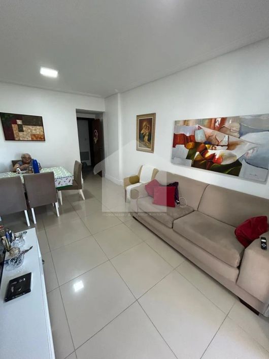 Vendo Apartamento de 3 Quartos no Stiep, Salvador-BA: 84m², Suíte, 2 Vagas, Infraestrutura Completa.