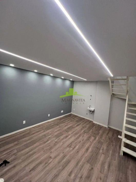 Sala Comercial à Venda no Fórum Empresarial – Joana Angélica, Nazaré, Salvador, Reformada, com Mezan