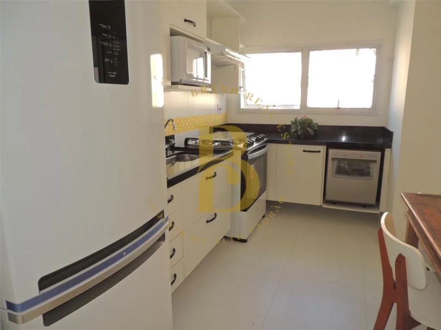 Apartamento com 131 m², 3 quartos sendo 1 suíte à venda no bairro Campo Belo.