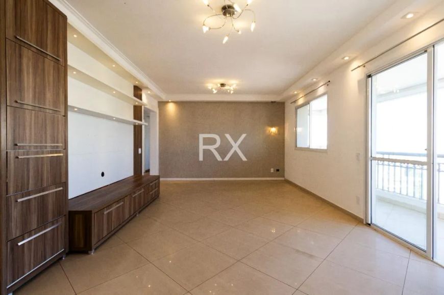 Venda de Apartamento Espaçoso na Vila Romana