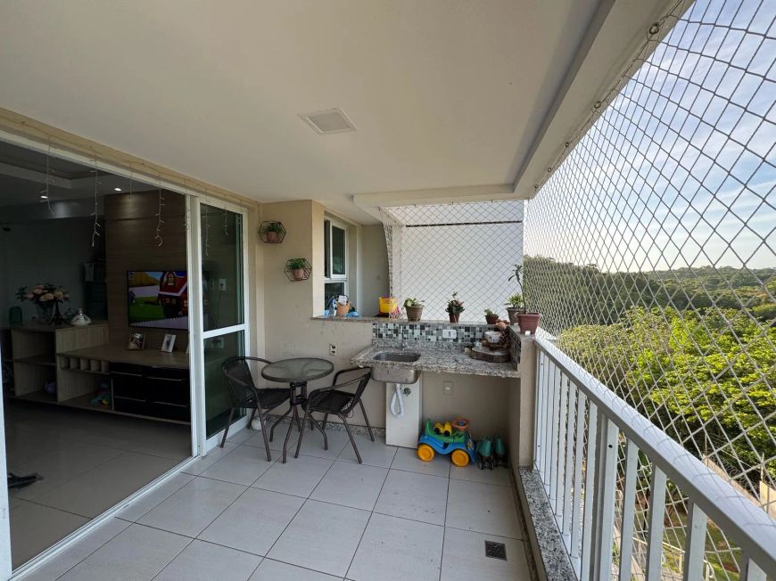 Apartamento no Condomínio Vista Patamares, 67m², 2/4 com suíte, varanda, ar condicionado nos quartos