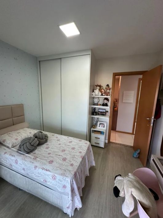 Apartamento Alto Padrão para Venda em Salvador, Pituaçu, 4 dormitórios, 2 suítes, 5 banheiros, 3 vag