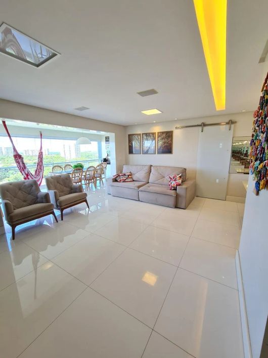 Apartamento para venda possui 130m² com 3/4 no Etco Greenville em Patamares - Salvador - BA